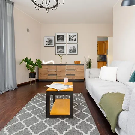 Wola Banderii By Renters Apartment Warsaw