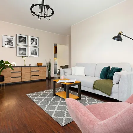 Wola Banderii By Renters Daire