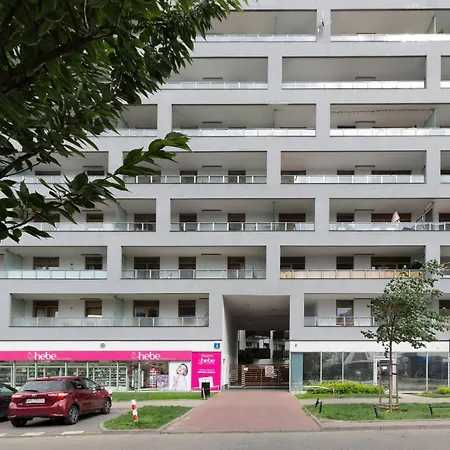 Wola Banderii By Renters Daire *